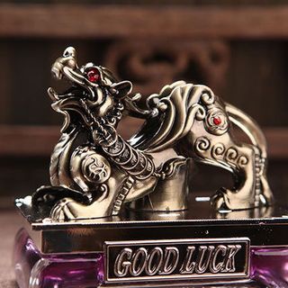 TỲ HƯU TRƯNG BÀY KIÊM NƯỚC HOA KHỬ MÙI LÀM THƠM XE ÔTÔ