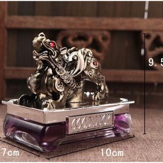 TỲ HƯU TRƯNG BÀY KIÊM NƯỚC HOA KHỬ MÙI LÀM THƠM XE ÔTÔ
