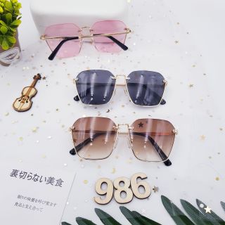 Kính xi ốc 585
