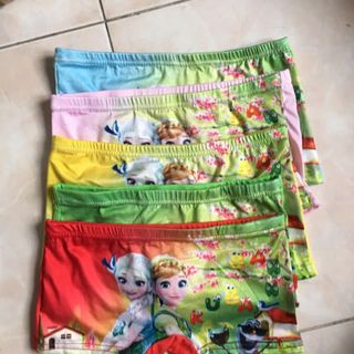 Quần Đùi Chip Bé