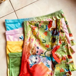 Quần Đùi Chip Bé