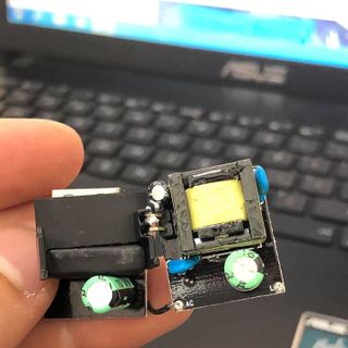 Củ sạc A21 Main đen