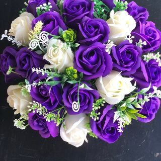 Chậu hoa hồng sáp thơm 35 bông