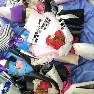 Hoa hồng sáp thơm bó 3 bông