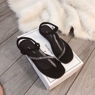 Giày sandal