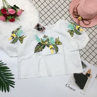 Áo kiểu thêu lá cây