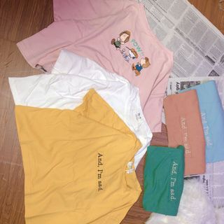 Áo thun croptop