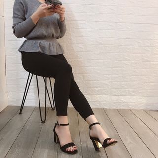 Giày xanh đan cao gót vuông