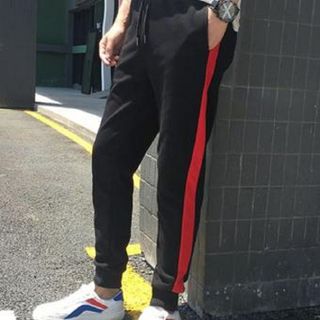 Quần Jogger nỉ ̣c đỏ