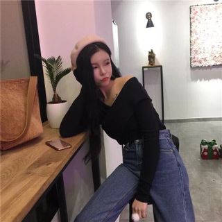 Áo thun nữ kiểu tay dài