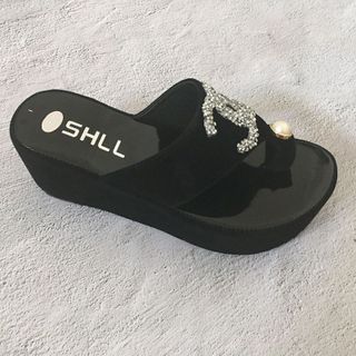 Dép suồng đính àn quai bản và quai kẹp