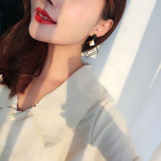 AH99 Bông tai cạnh vuông đen sang trọng