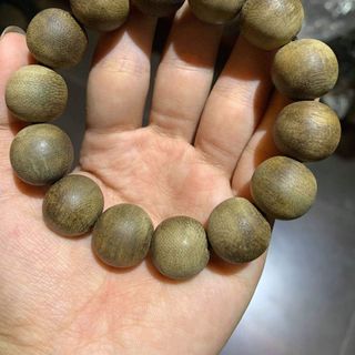 Vòng Tay Trầm Hương bi Tròn