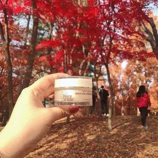 Kem dưỡng trắng da WHITENING ESSENTIAL CREAM HARA WHITE