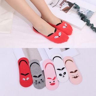 TẤT LƯỜI HEO