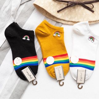 TẤT CẦU VỒNG