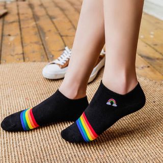 TẤT CẦU VỒNG