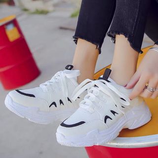 Giày bata cấp