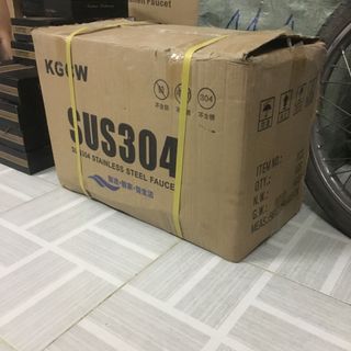 Tê Chia Nước Inox 304 Có Khóa