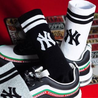 TẤT NY