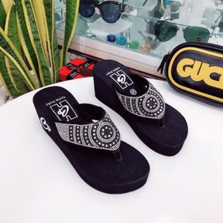 Dép xuồng giá rẻ