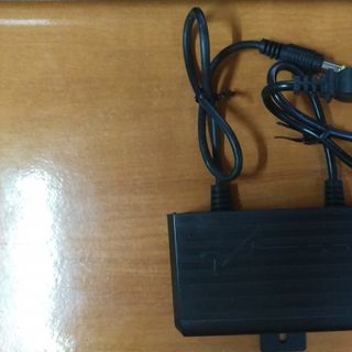 nguon 12v 2a