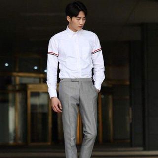 Áo sơ mi viền quốc dân