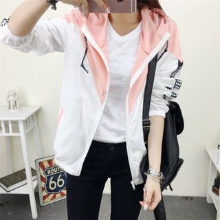 ÁO KHOÁC NỮ PHỐI CHỮ TAY ĐẸP
