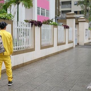 Bộ quần áo vàng PUBG Cosplay