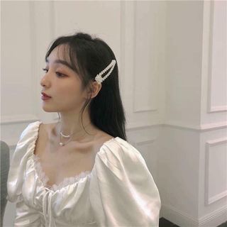 Set 4 kẹp tóc ngọc trai