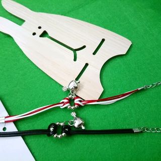 Vòng tay cặp đôi couple giá sỉ 15k 1 cặp bao gồm 2 dây và 2 mặt rất nhiều mẫu nhe các bạn