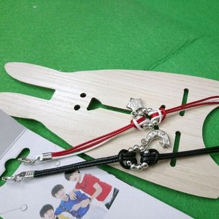 Vòng tay cặp đôi couple giá sỉ 15k 1 cặp bao gồm 2 dây và 2 mặt rất nhiều mẫu nhe các bạn