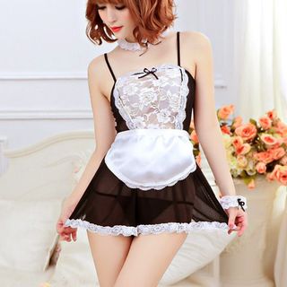 Cosplay nàng hầu nóng bỏng