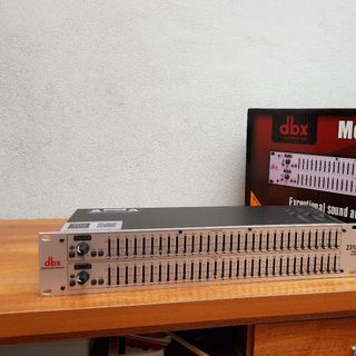 EQUALIZER DBX231S