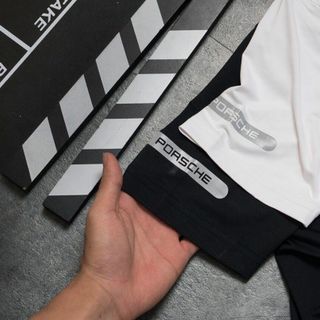 Quần áo thể thao