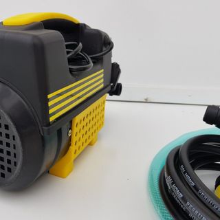 máy rửa xe áp lực 1800w