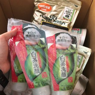 Sữa rửa mặt trà xanh Matcha Nhật Bản