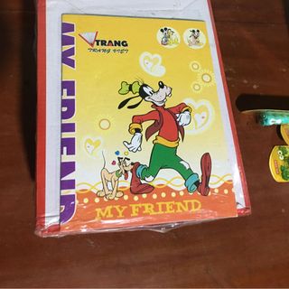 Keo 502 được tặng kèm 1 quyển vở