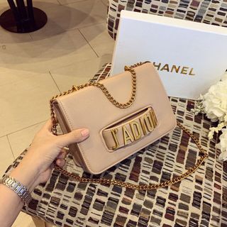 Tui sa qua làm với