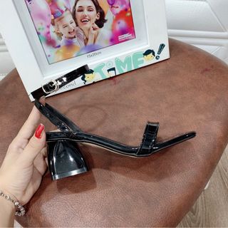 Giày xanh đan góc vuông giá rẻ