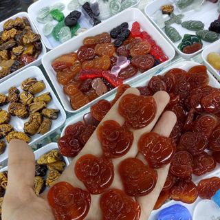 Di Lặc mã não đỏ