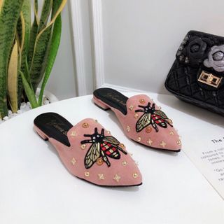 Dép sục đính phu kiện