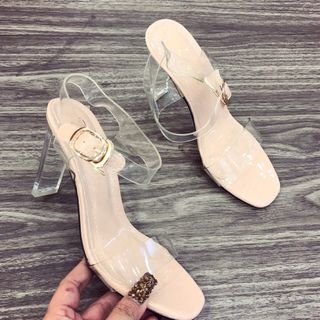 Giày sandal got thuy tinh