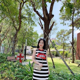 đầm thun thời trang phối sọc