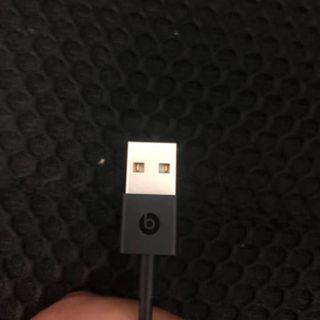 Cable sạc iphone 20cm Cable Apple x Beats USB to Lightning