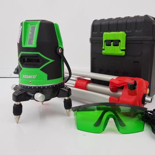 máy cân bằng laser tia xanh ECNKO