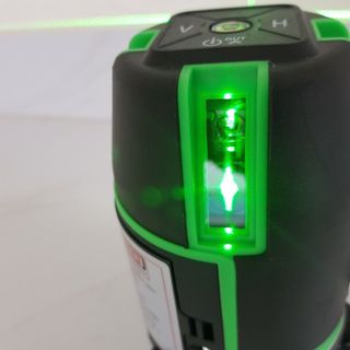 máy cân bằng laser tia xanh ECNKO