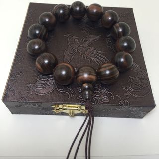 Vòng tay gỗ mun hoa