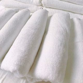 thảm chùi chân 45x65cm 280g trắng tinh dày dặn cho khách sạn spa