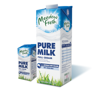 Sữa tiệt trùng nguyên kem meadow fresh